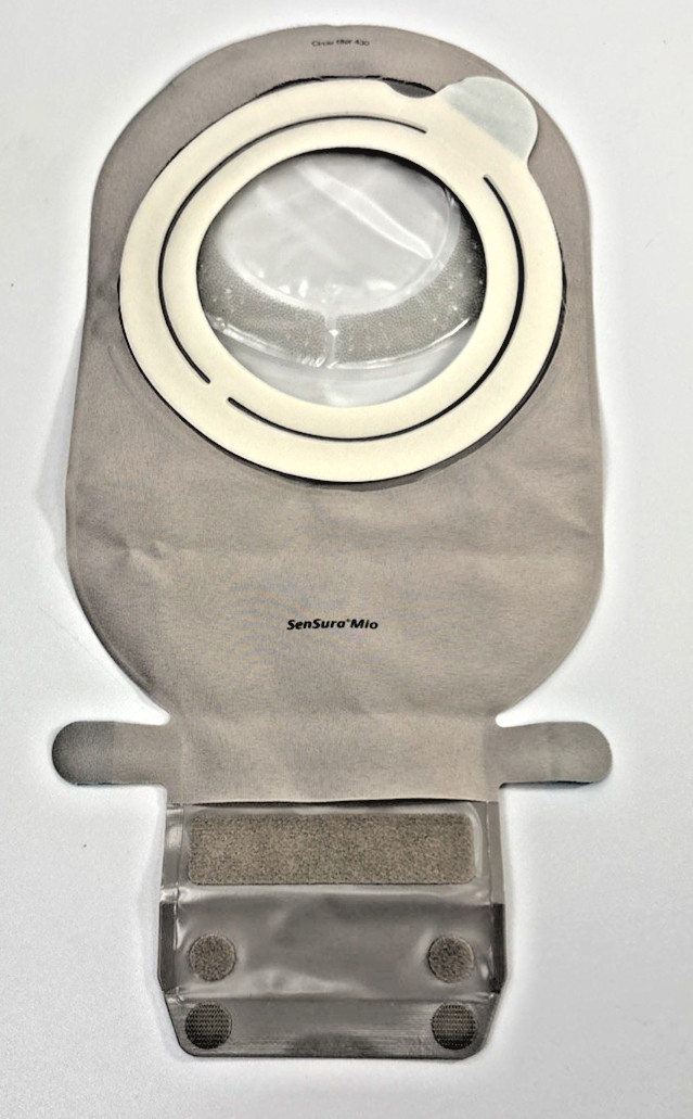 10 Coloplast 12283 SenSura® Pouches 2¾” Expires 2028