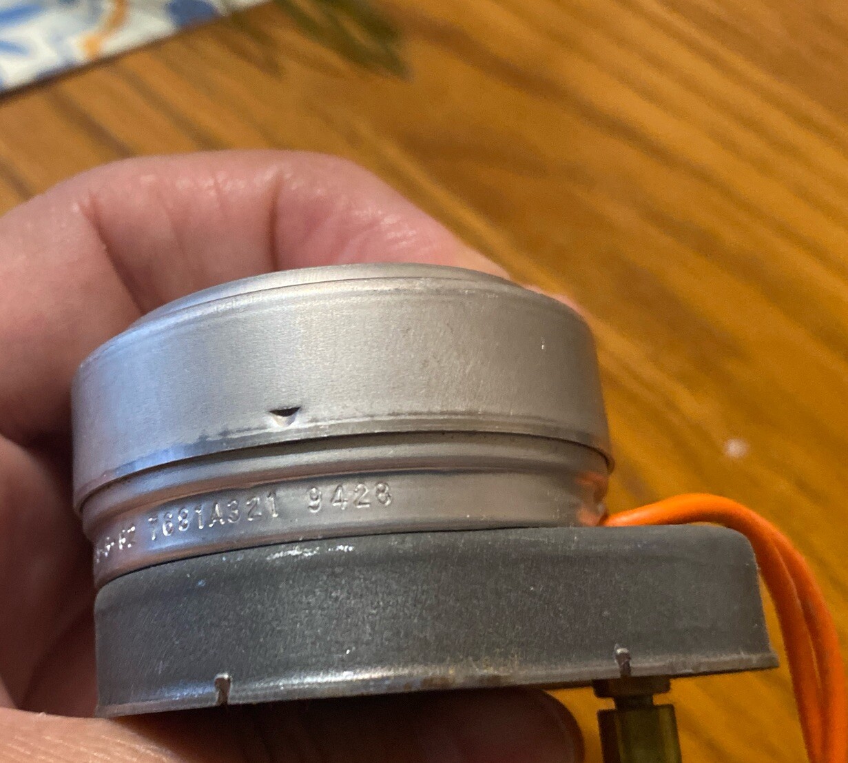 synchronous motor, 110V, 60 Hz, 5 W, 6RPM, 37815L-5-8-62