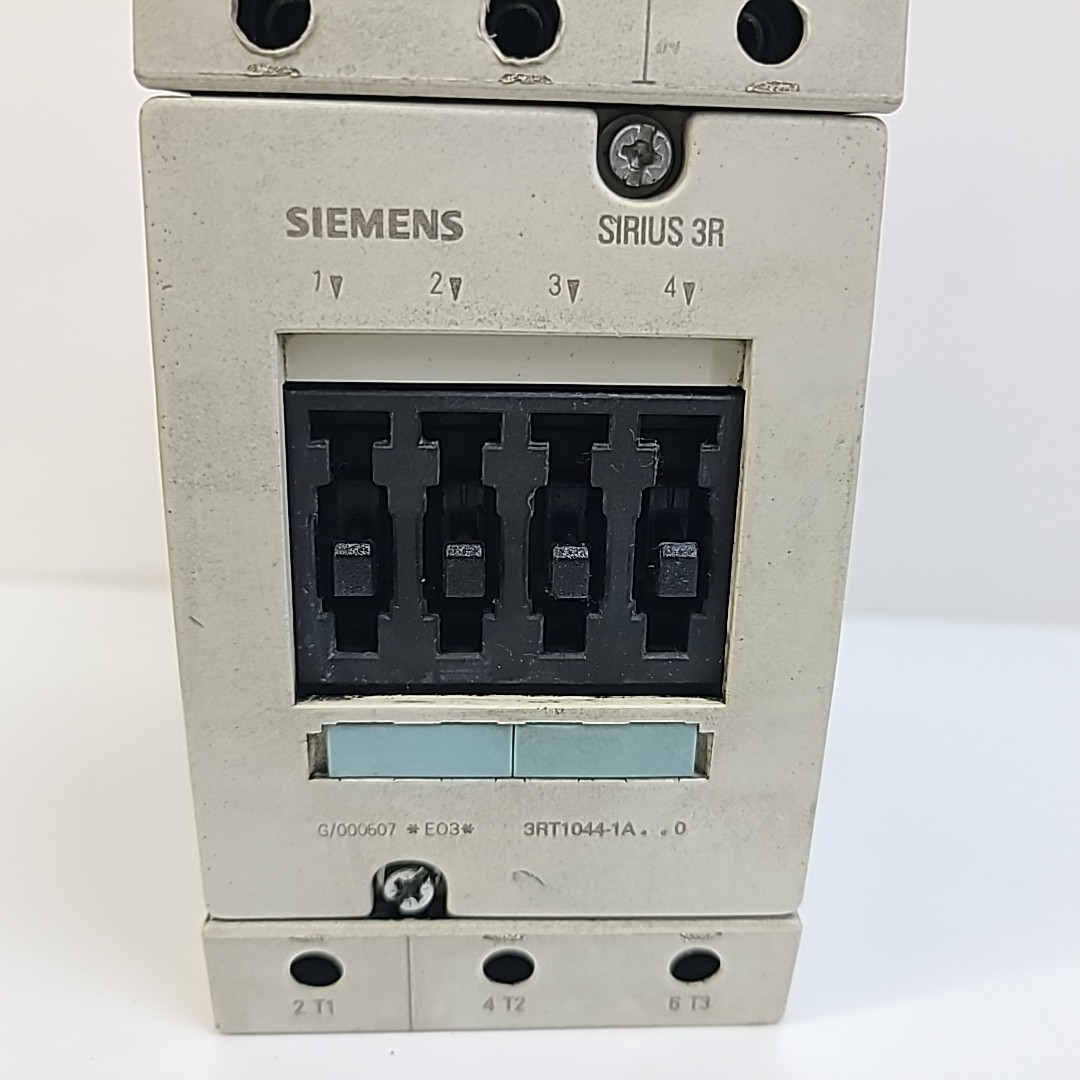 Siemens Sirius 3R Coil Contactor 3RT1044-1AG20 3ZX1012-0RT04-1AA1