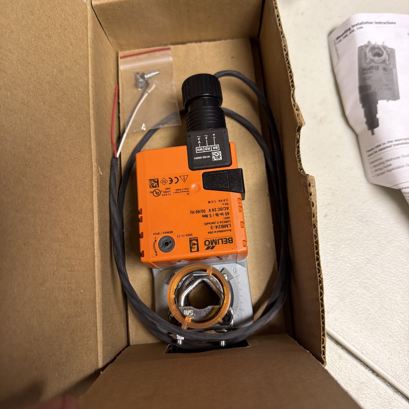 Belimo LMB24-3-T HVAC Damper Control Actuator, 24vac/Dc, 1 .5W, 2.0VA, NEMA 1