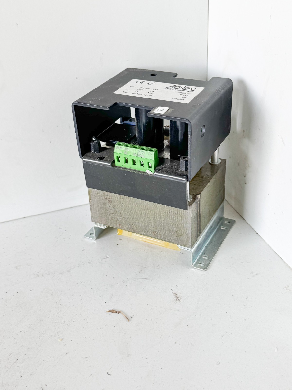 ARTEC AG 24VDC 200 VA POWER SUPPLY 5 AMP MODEL CH5024 (EL12)