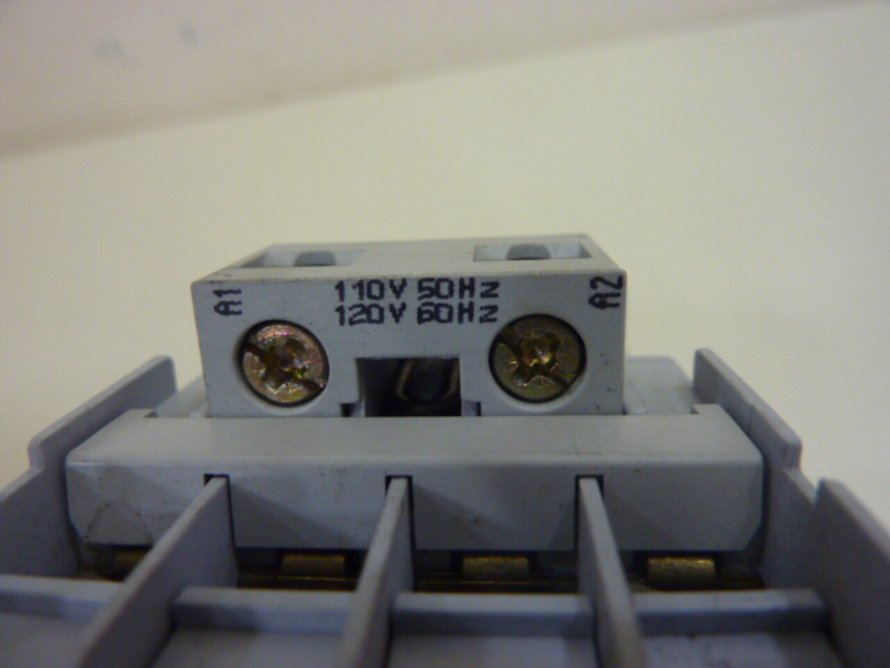 ALLEN BRADLEY Contactor 100-C12.200 SER A Used #49767