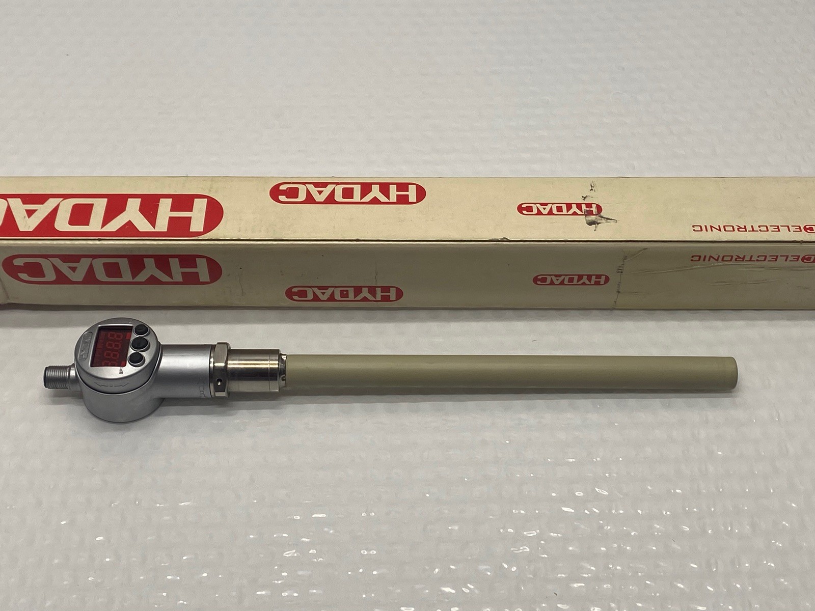 HYDAC LEVEL SENSOR ENS 3216-2-0250-000-P 908907 170MM