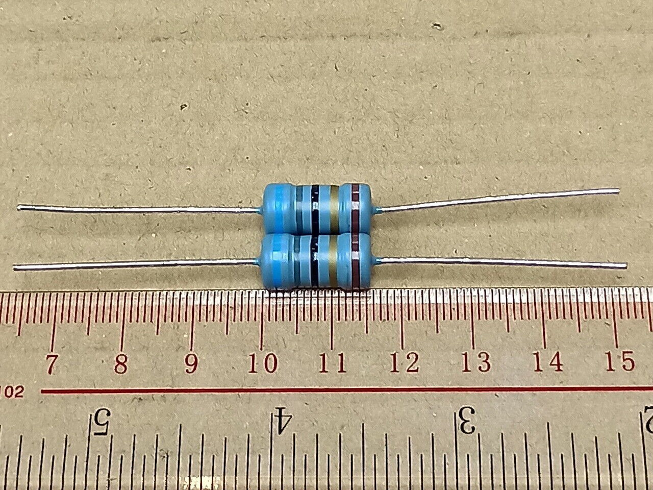 2 pcs 2W tantalum resistor Made in Japan
