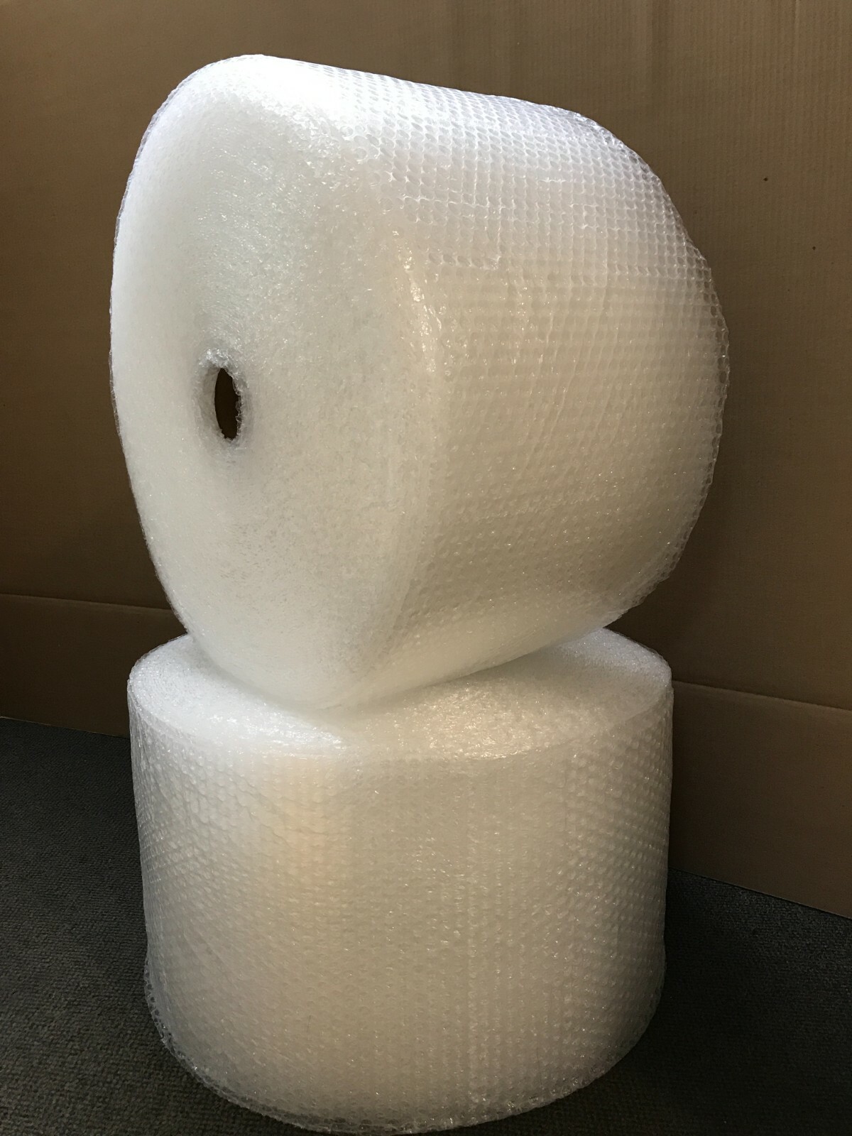 Small bubble 3/16″ Perforated every 12″ 35 70 350 700 1400 ft Shipping / Mailing