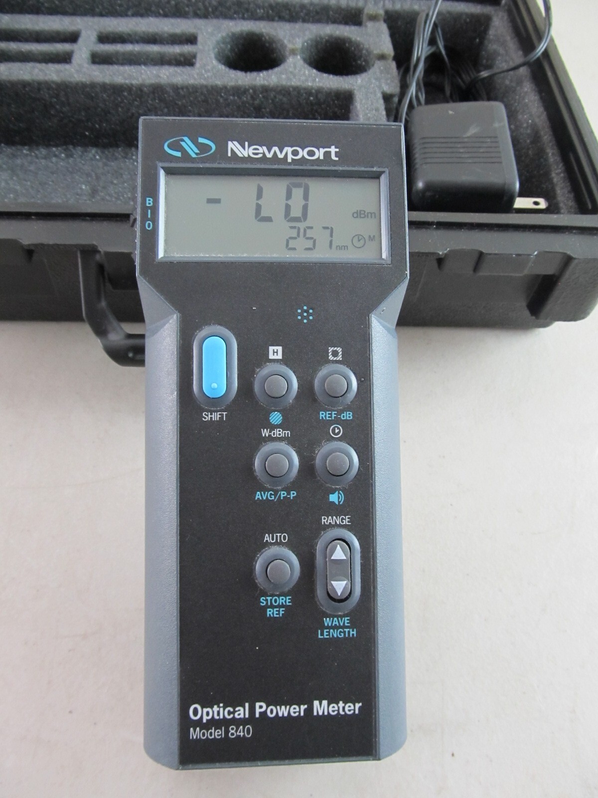 NEWPORT OPTICAL POWER METER MODEL 840 w/ Case, Power Adapter