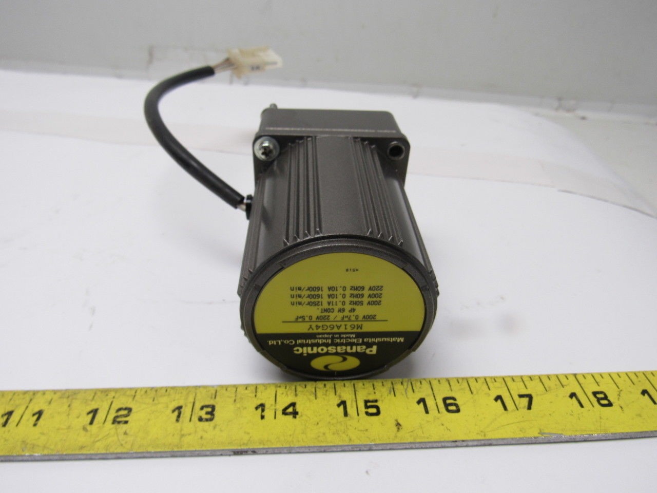 Panasonic M6GA18B_M61A6G4Y 200V 0.7 -¦F 4P 6W Continuous Operation Gear Motor