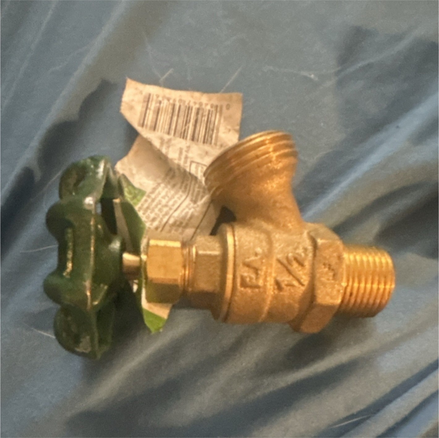 PA Brass Hose Bibbs 1/2 in MIP x 3/4 in GHT with Green & Red Handles Lot