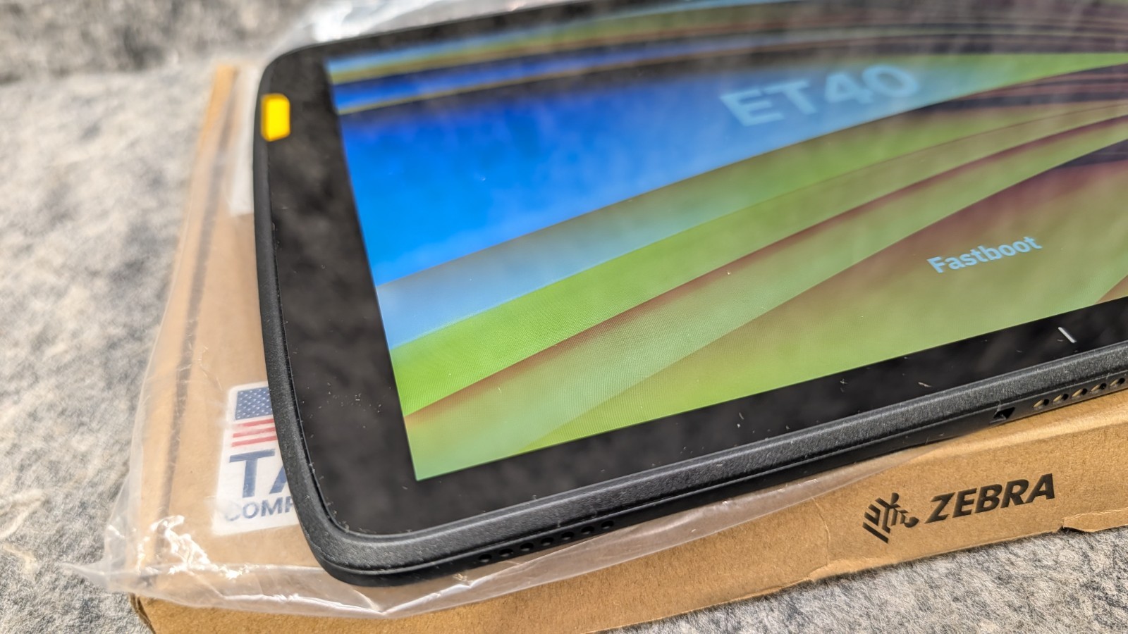 Zebra ET40 Enterprise Tablet 64GB w/4GB RAM 10″ Scanner🔥New for Parts🔥