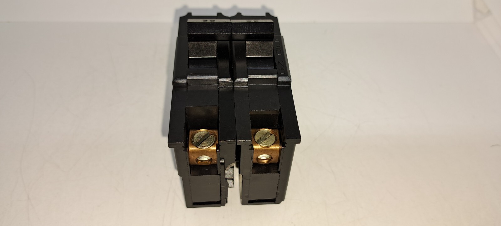 Federal Electric FEP NA230 30 Amp 2 Pole Stab-Lok Circuit Breaker