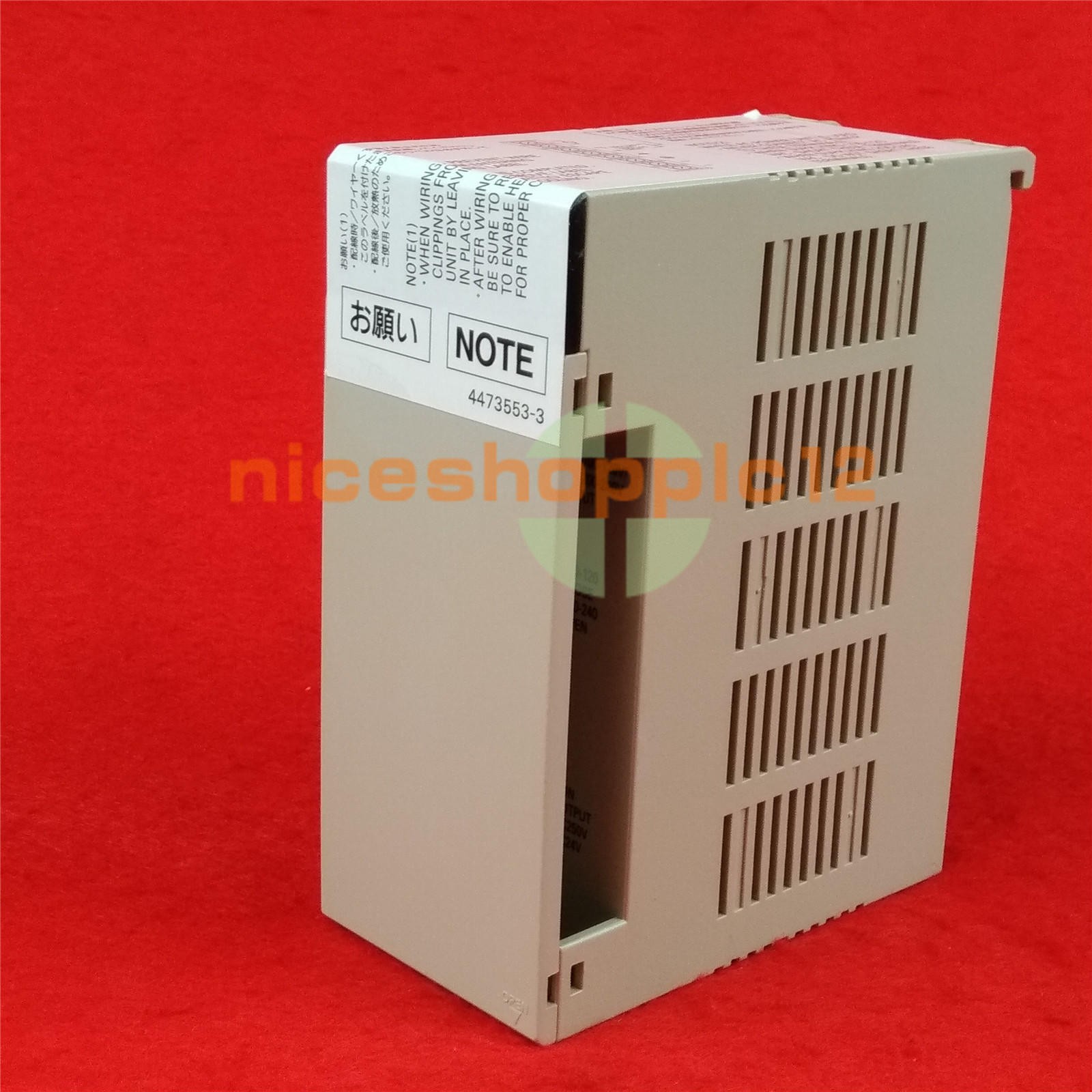 1PC NEW Omron PLC Module C200HW-PA204R C200HWPA204R in box
