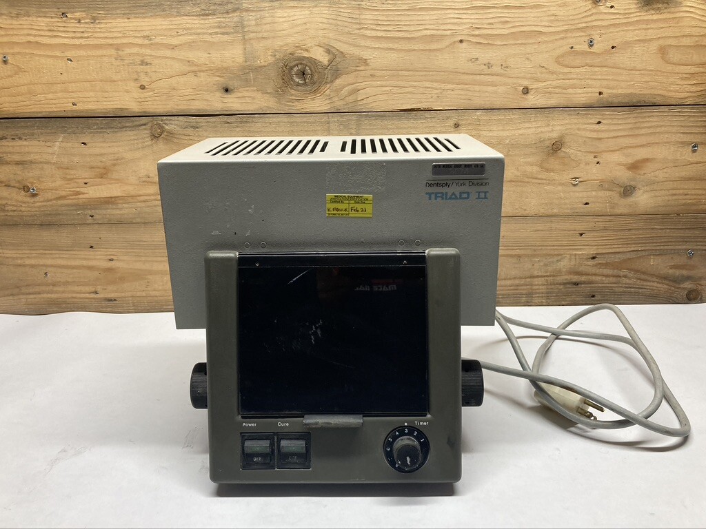 Triad TCU-II Dental Curing Oven for Light-cure Polymerization 6390031 Dentsply