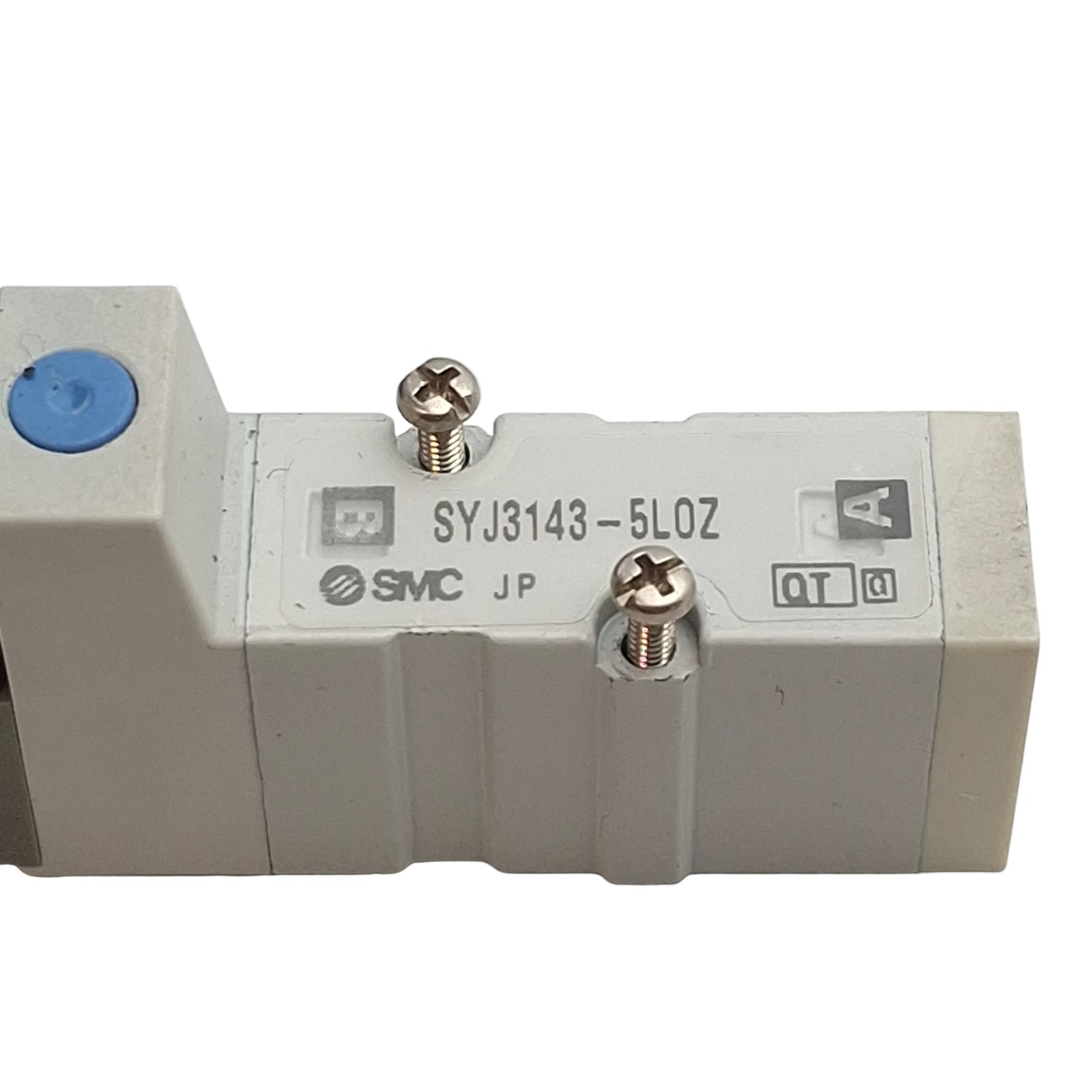 SMC SYJ3143-5LOZ Solenoid Valve, 5/2-Way, 0.15-0.7MPa, Base-Mount, 24VDC Coil