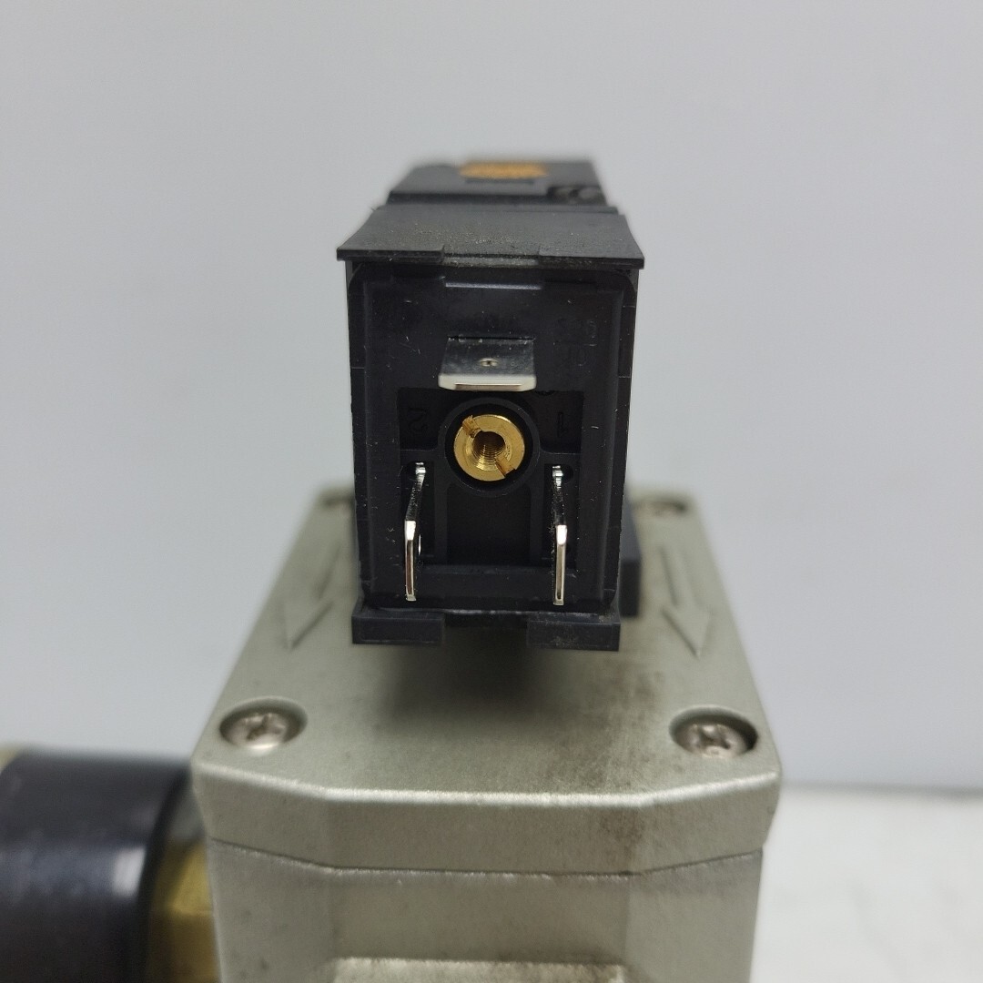 SMC AV4000-N04-5DZ Soft Start Solenoid Valve 0.2~1.0 MPa 24 Vdc