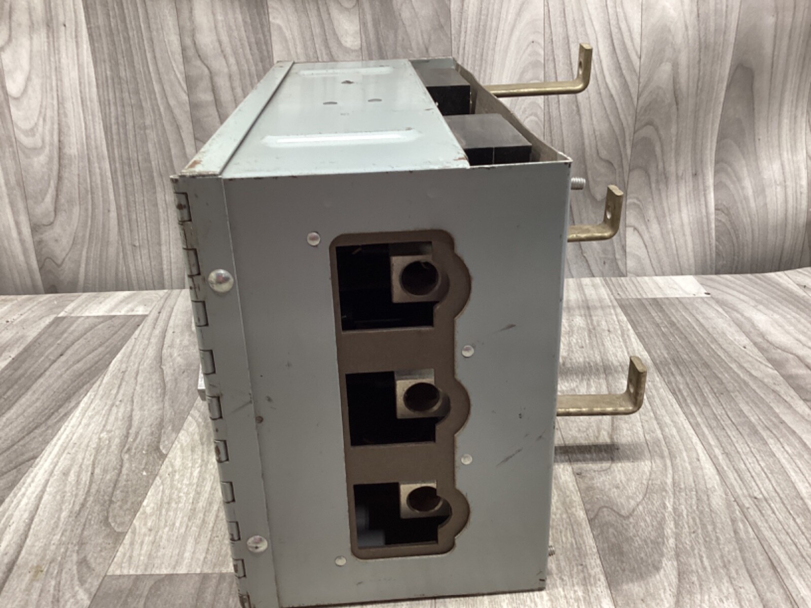 Siemens ITE V7F3604 Fusible Switch 200A 600V 3P 200 Amp W/ Adapters #102B155PR3