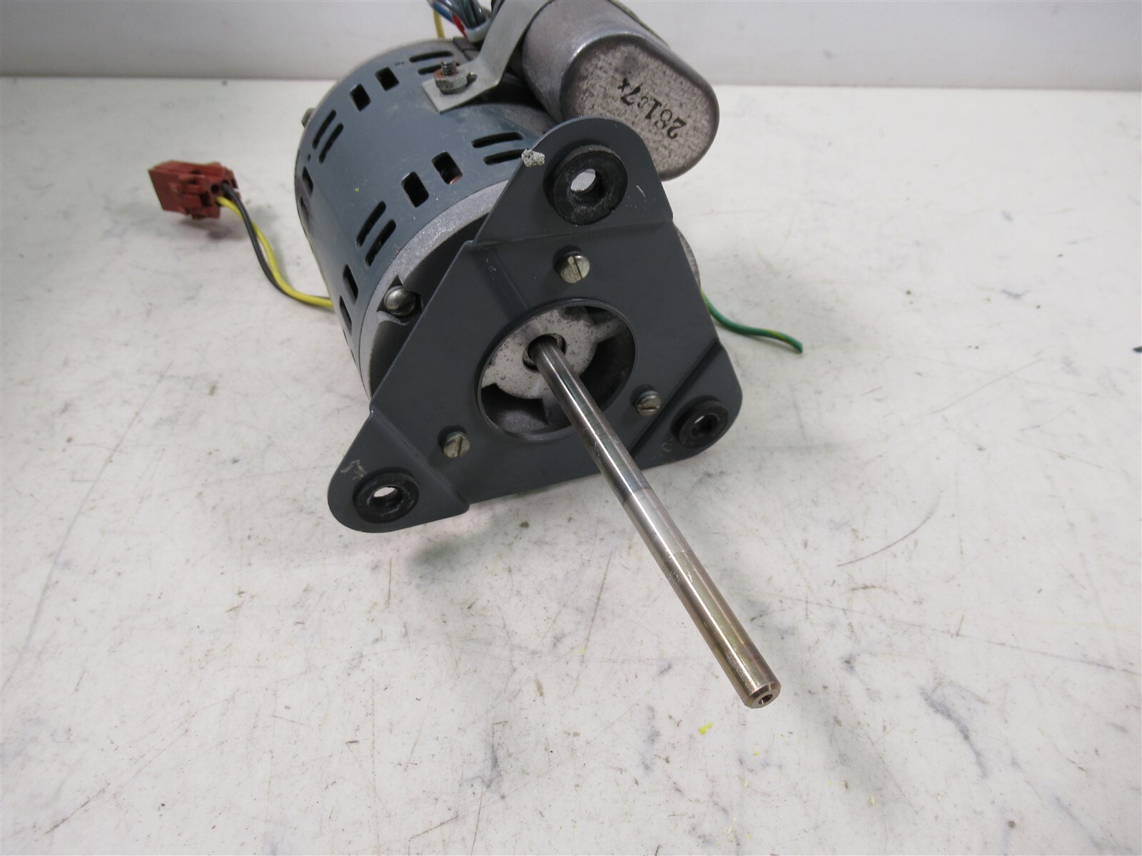 Robbins Myers Type R 1680 RPM Motor for HP Hewlett Packard 05890-61310 GC
