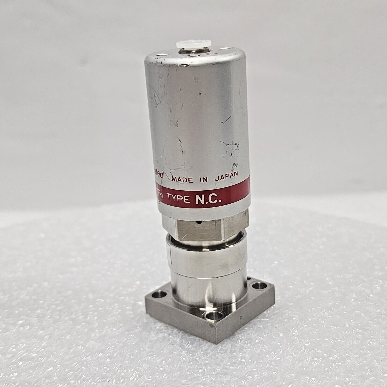 Fujikin 0.P. 0.5-0.6 MPa, 708223, Lam 766-197844-310 Rev C Type N.C Valve,96970