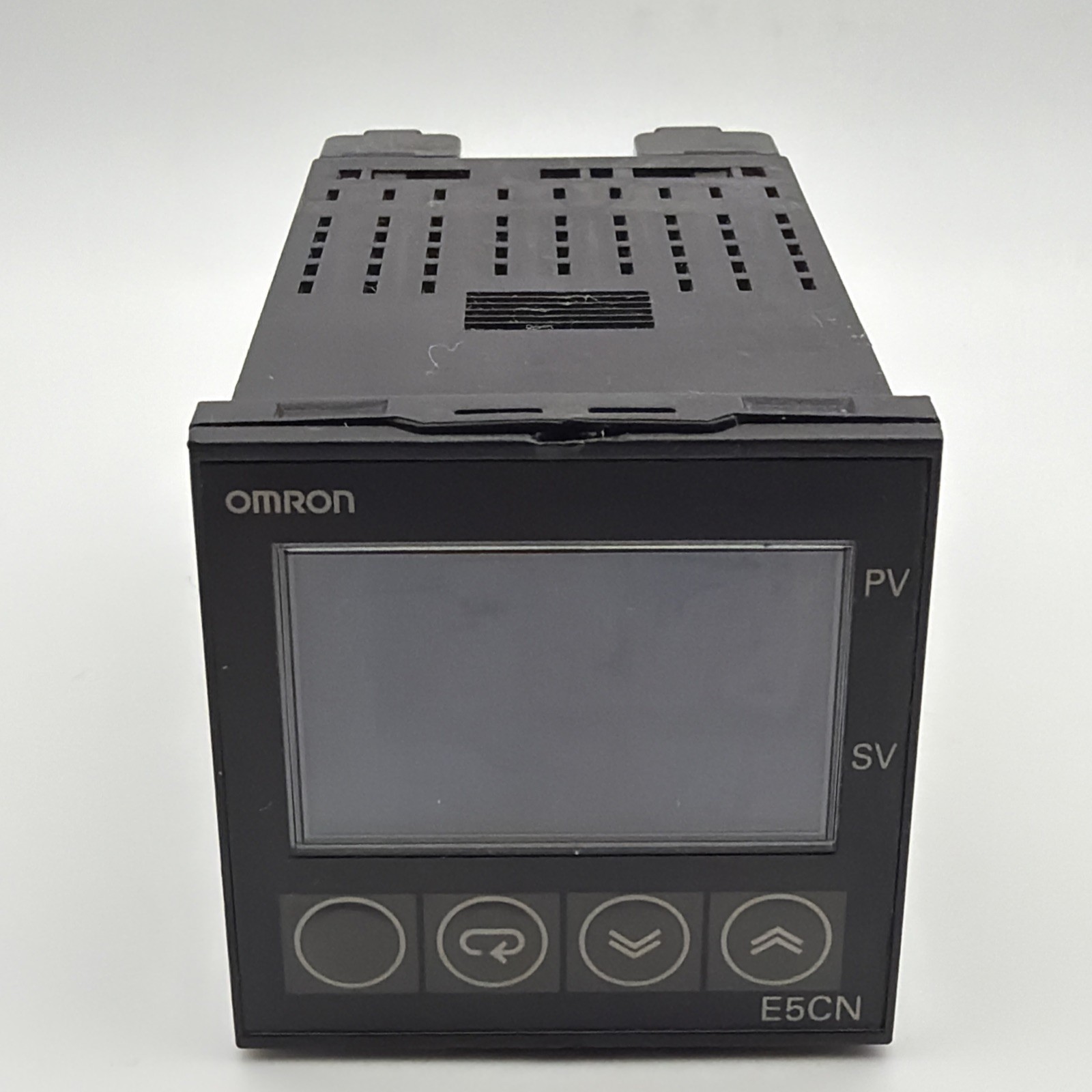 OMRON E5CN-Q2MT-500 TEMPERATURE CONTROLLER