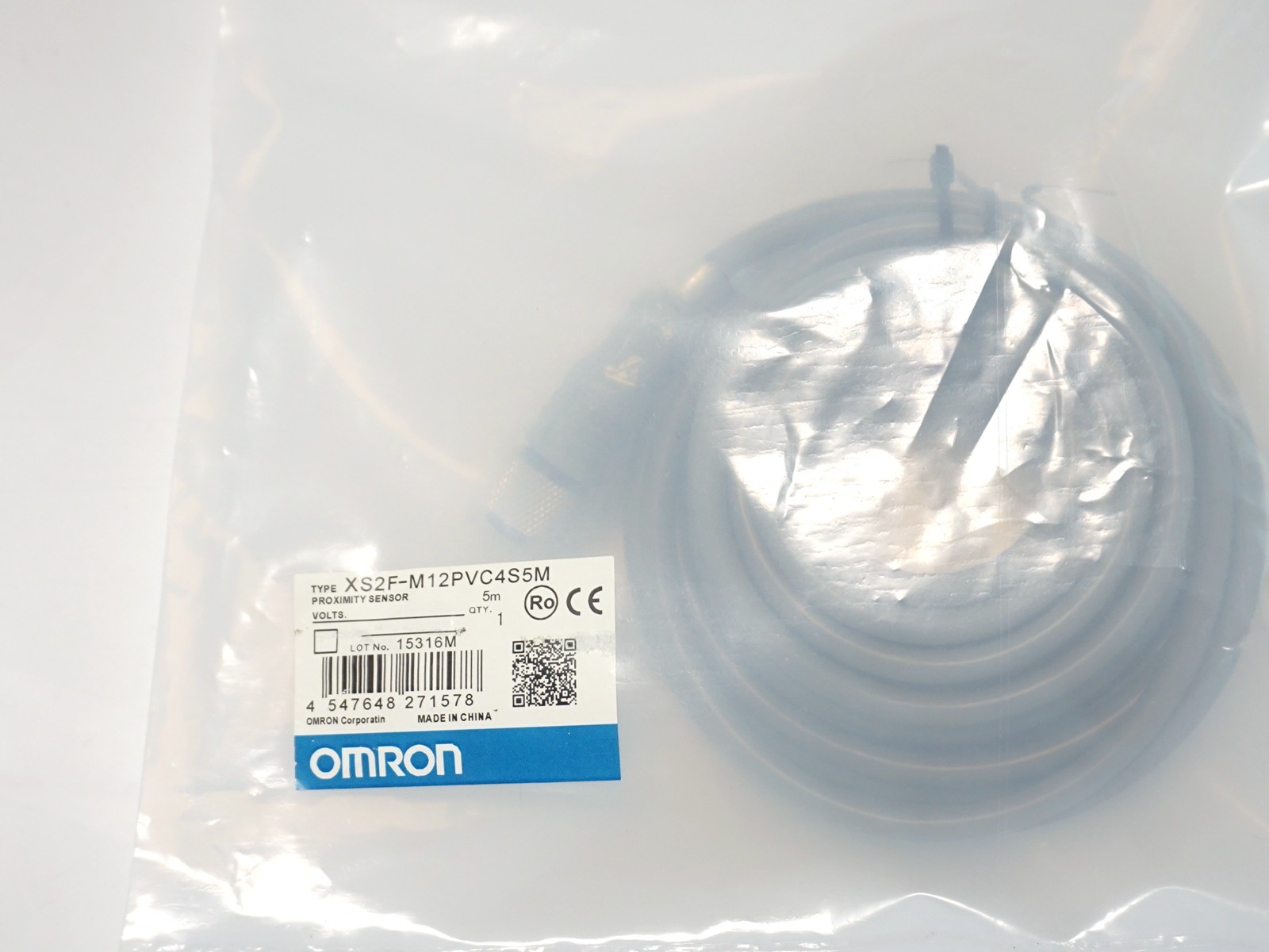 1PC Omron XS2F-M12PVC4S5M XS2F M12PVC4S5M Connector Cable New