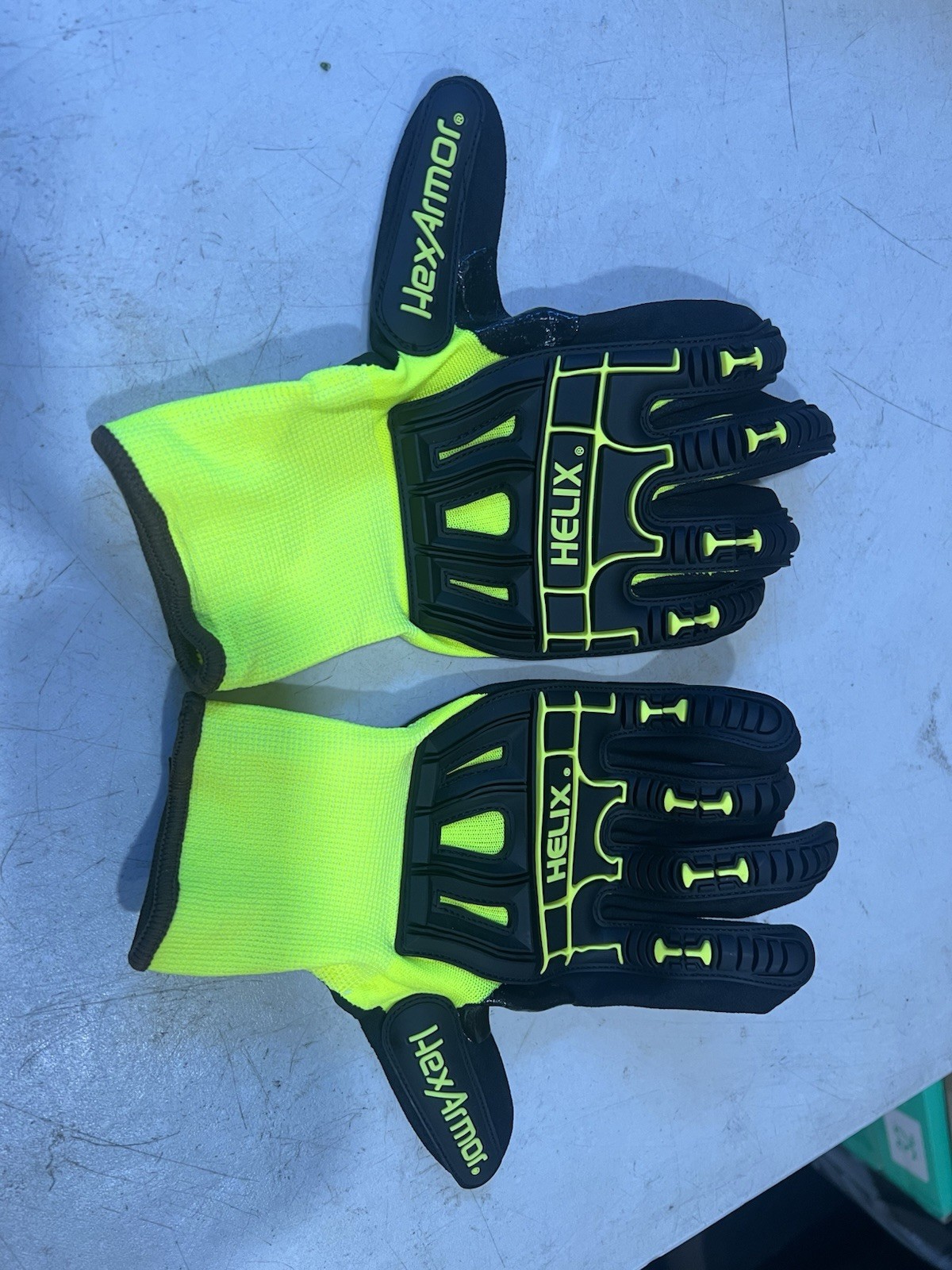 12 Pack HexArmor Helix 3006 TouchScreen Gloves – w/ ExoSkeleton. Size: 10/XL