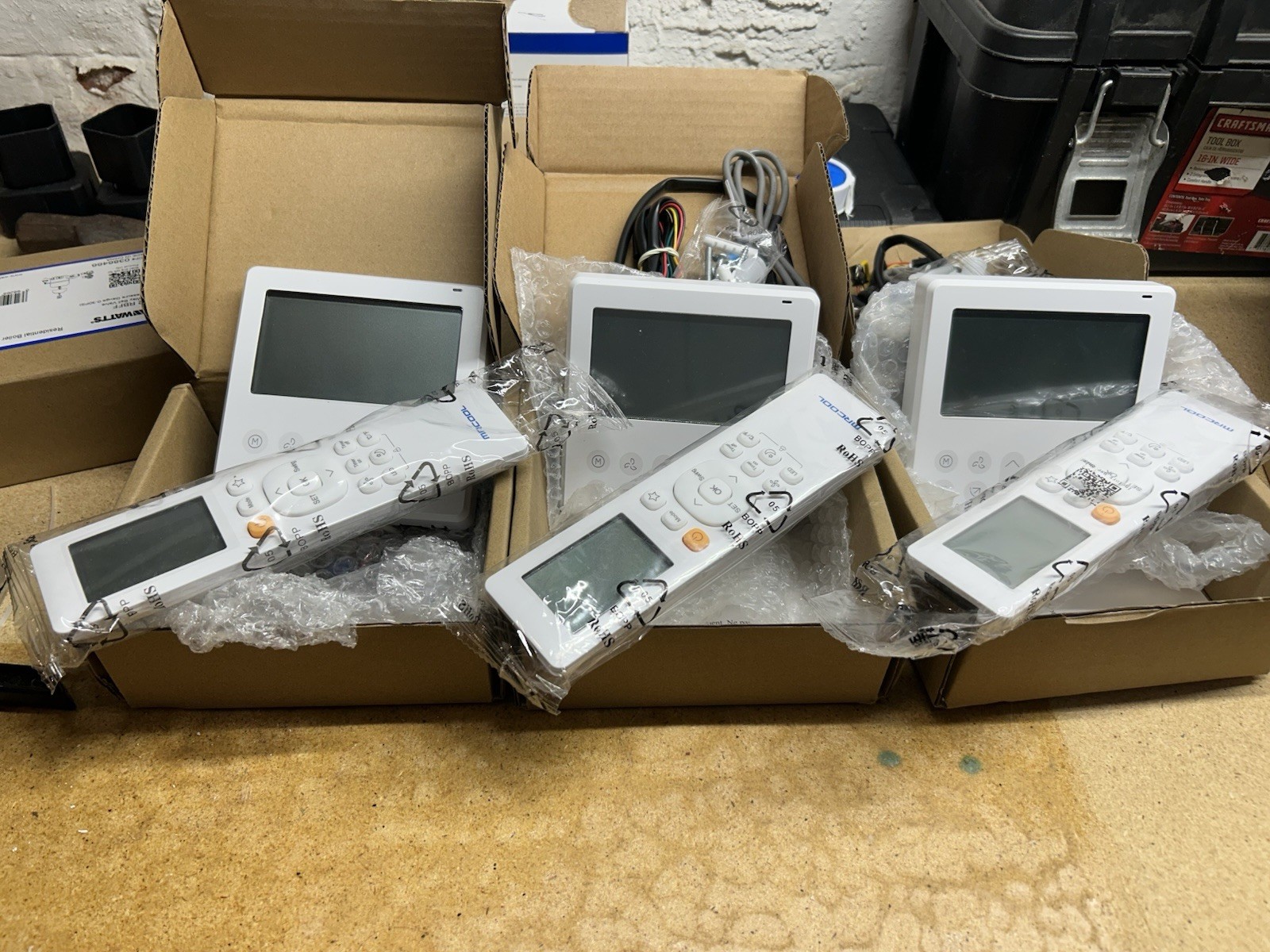 (1) Media/Mainline Wired Control Model KJR-120N(X6W)/BGEF(RoSH) W/ Controller