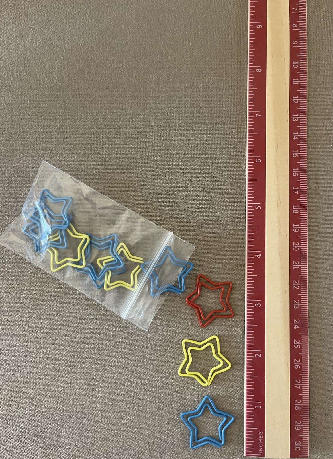 Pack Of 10 Multi-Color “Stars” Plastic Coated Paperclips By JAM~1” X 1”, New