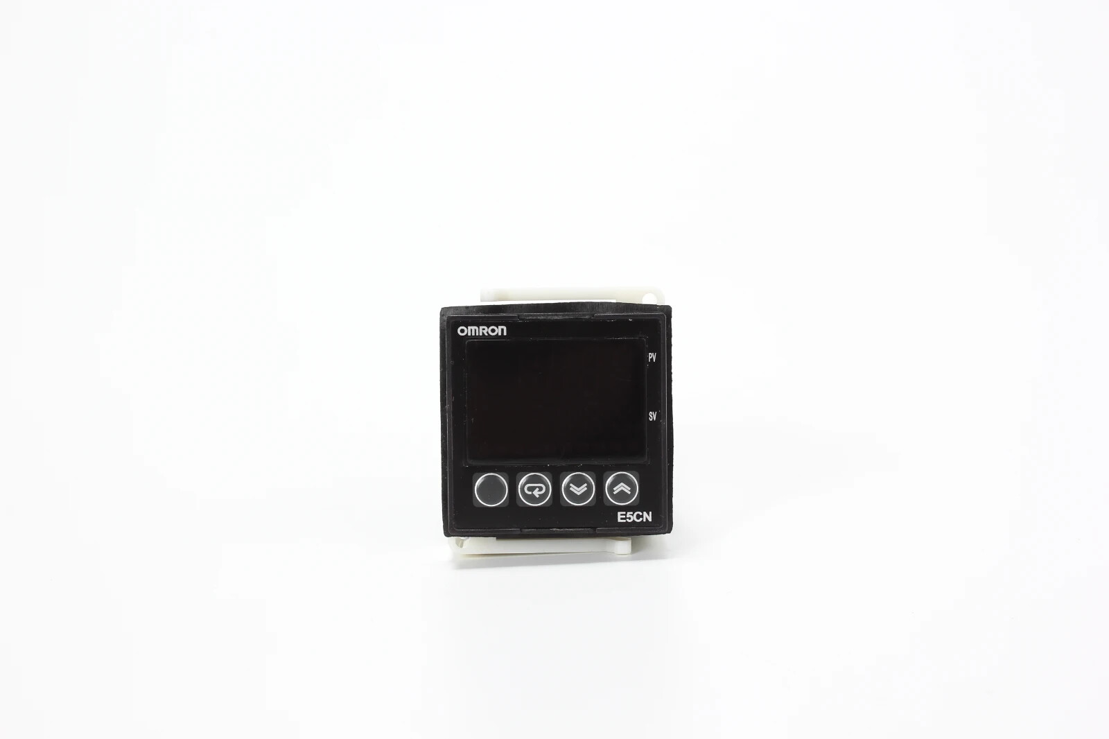 New OMRON Digital Temperature Controller E5CN-Q2MT-500 100-240V E5CNQ2MT500