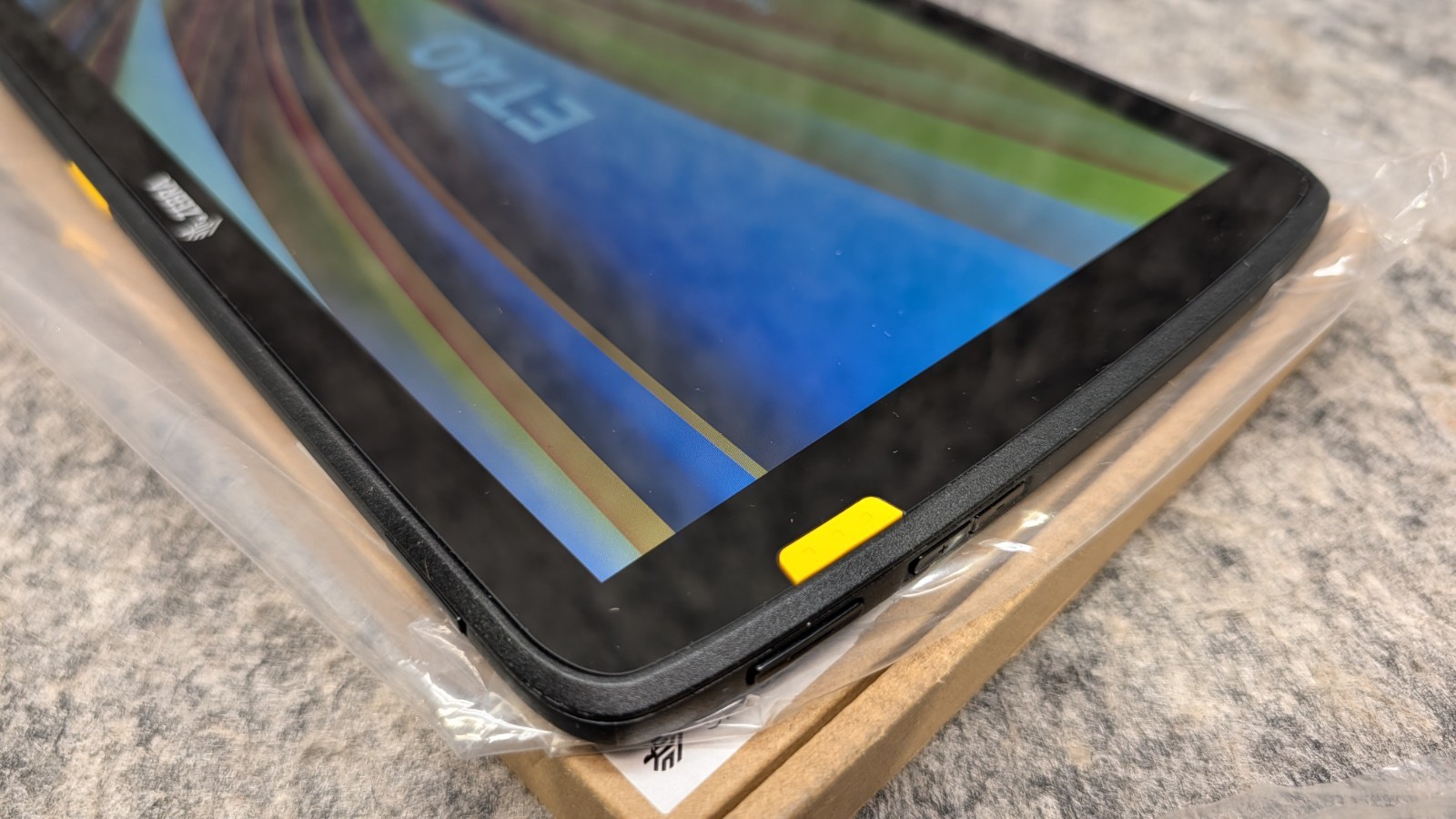 Zebra ET40 Enterprise Tablet 64GB w/4GB RAM 10″ Scanner🔥New for Parts🔥