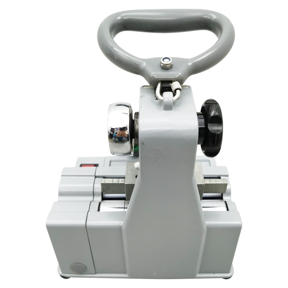 100-240V Portable Plug-in Electric Pipe Cutting Machine Diameter 0.4″-1.4″