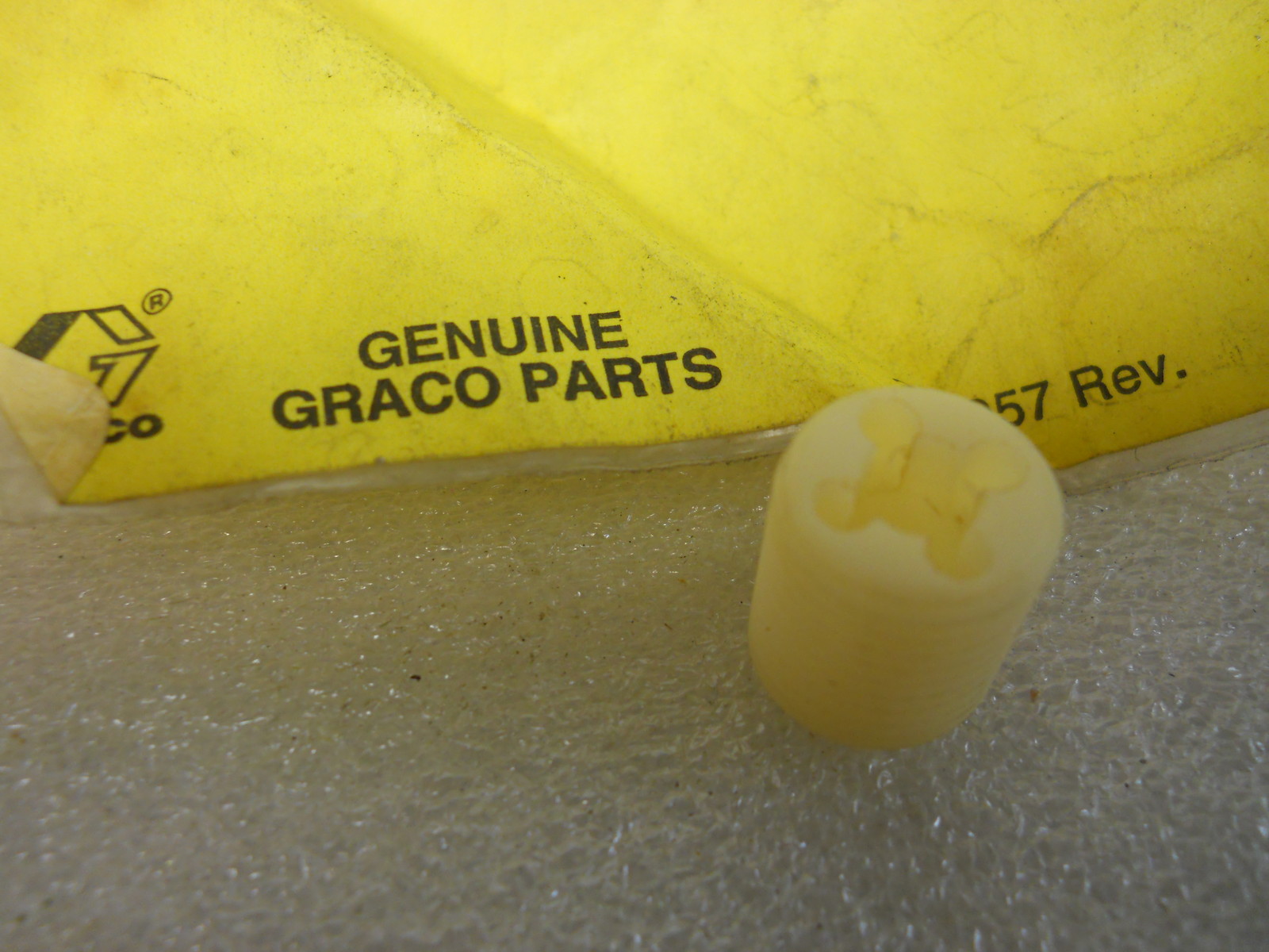 GRACO 176936 FACTORY REPLACEMENT PACKING NUT NEW CONDITION IN PACKAGE