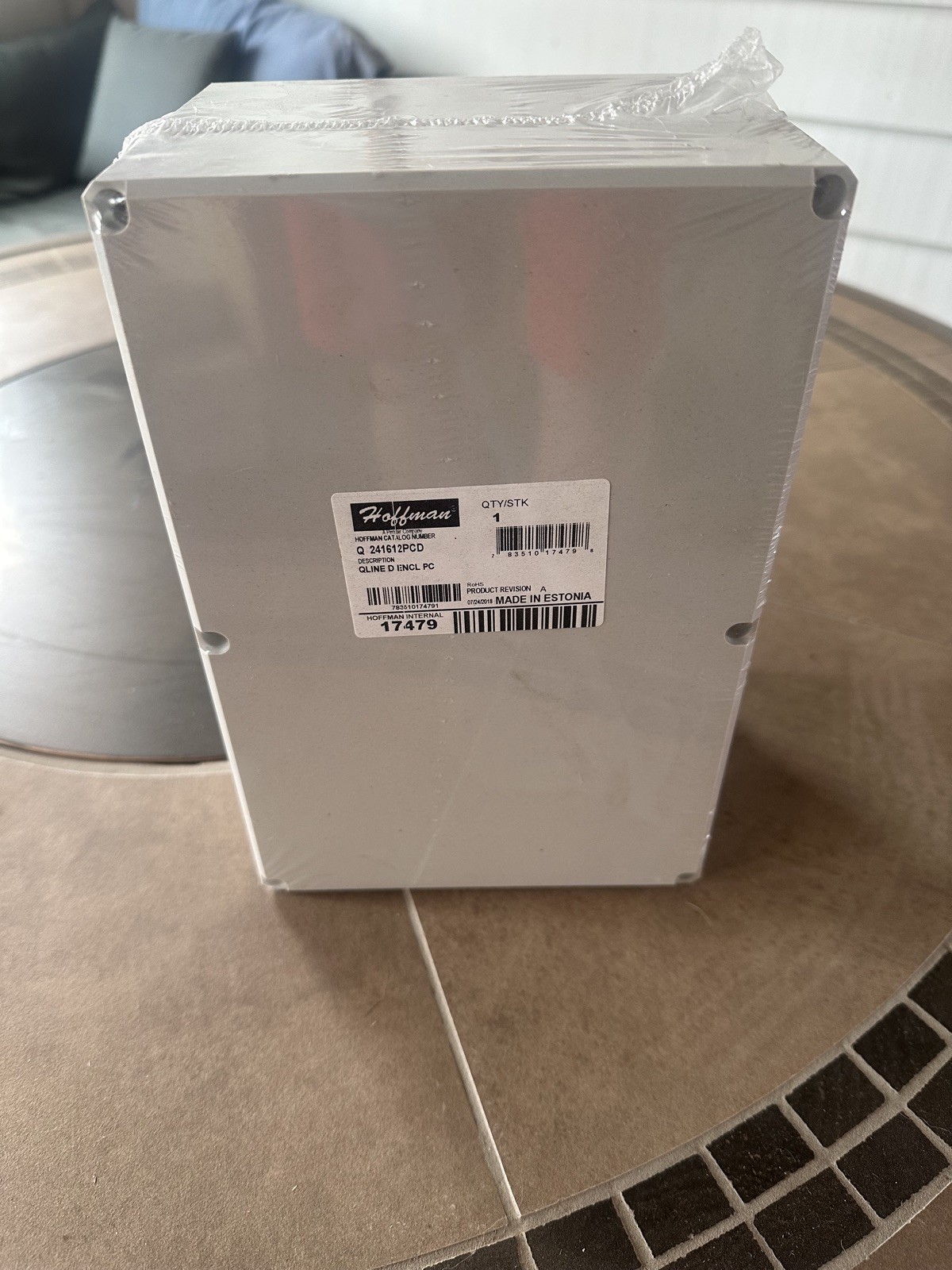 HOFFMAN Q241612PCD ENCLOSURE 160X240X121mm NIB