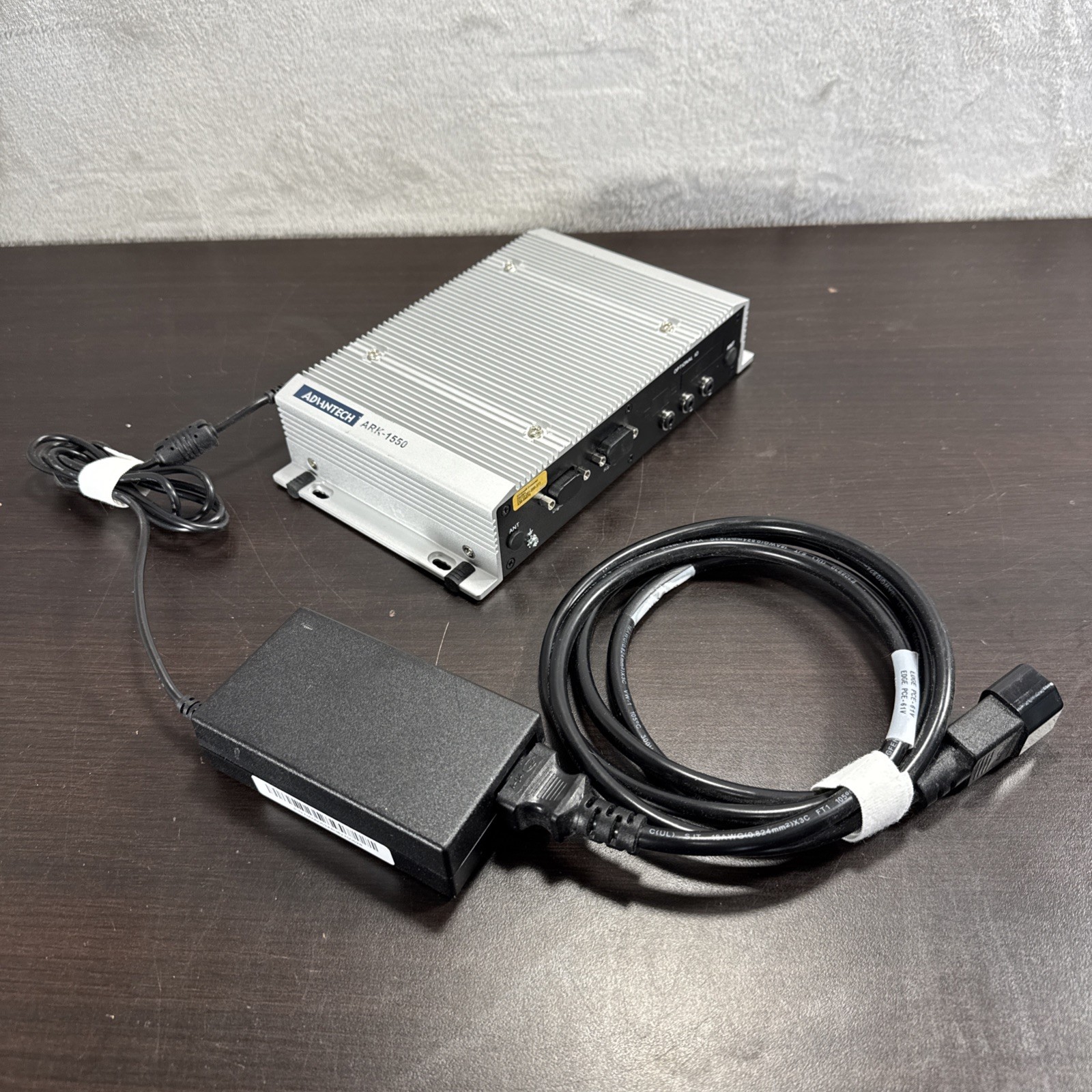 Advantech ARK-1550 Industrial Computer ARK15501604E-T **NO Harddrive