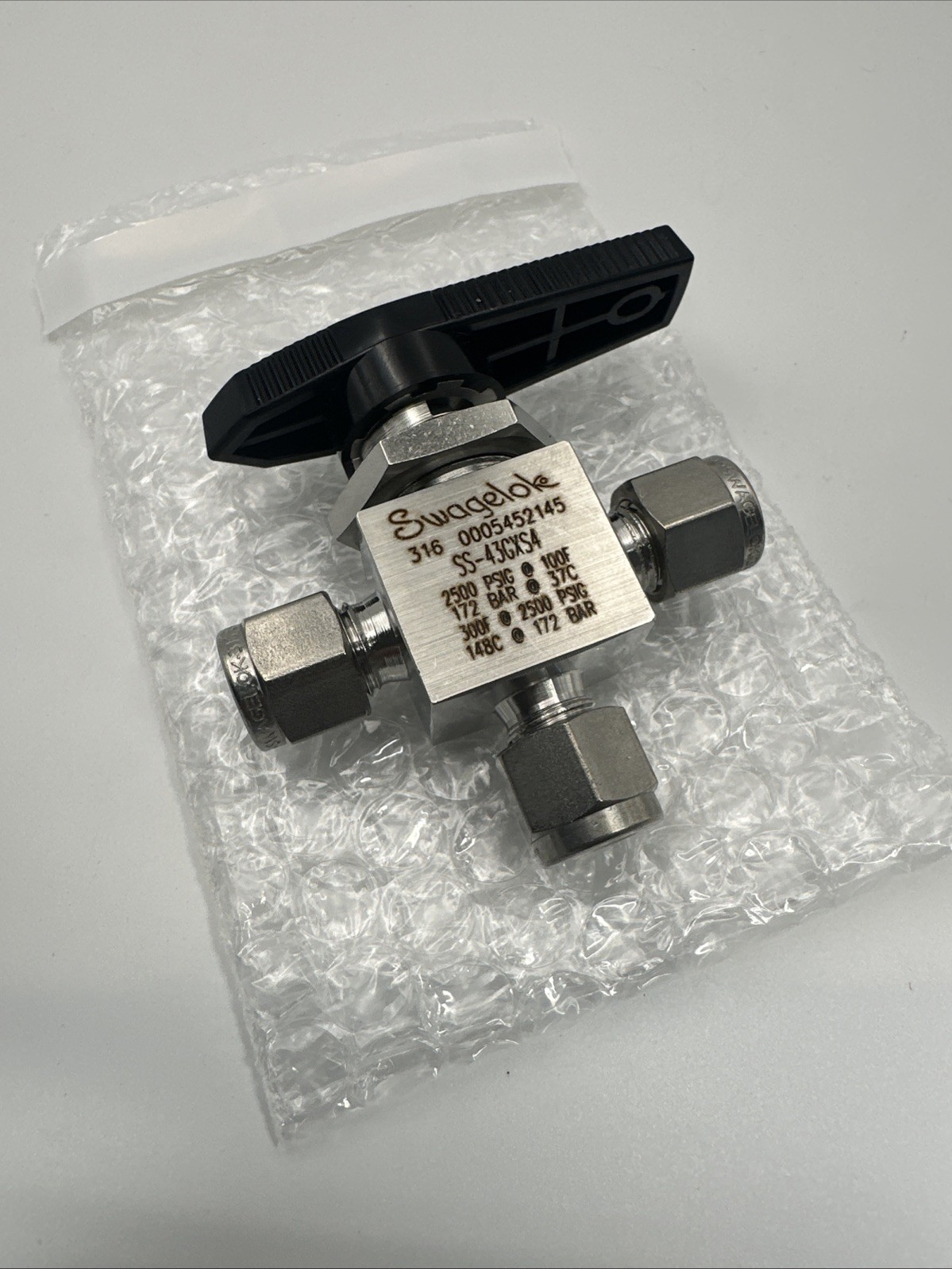 Swagelok SS-43GXS4 1/4” 40 Series Tubing 1 Piece 3-WayBall Valve Stainless Steel