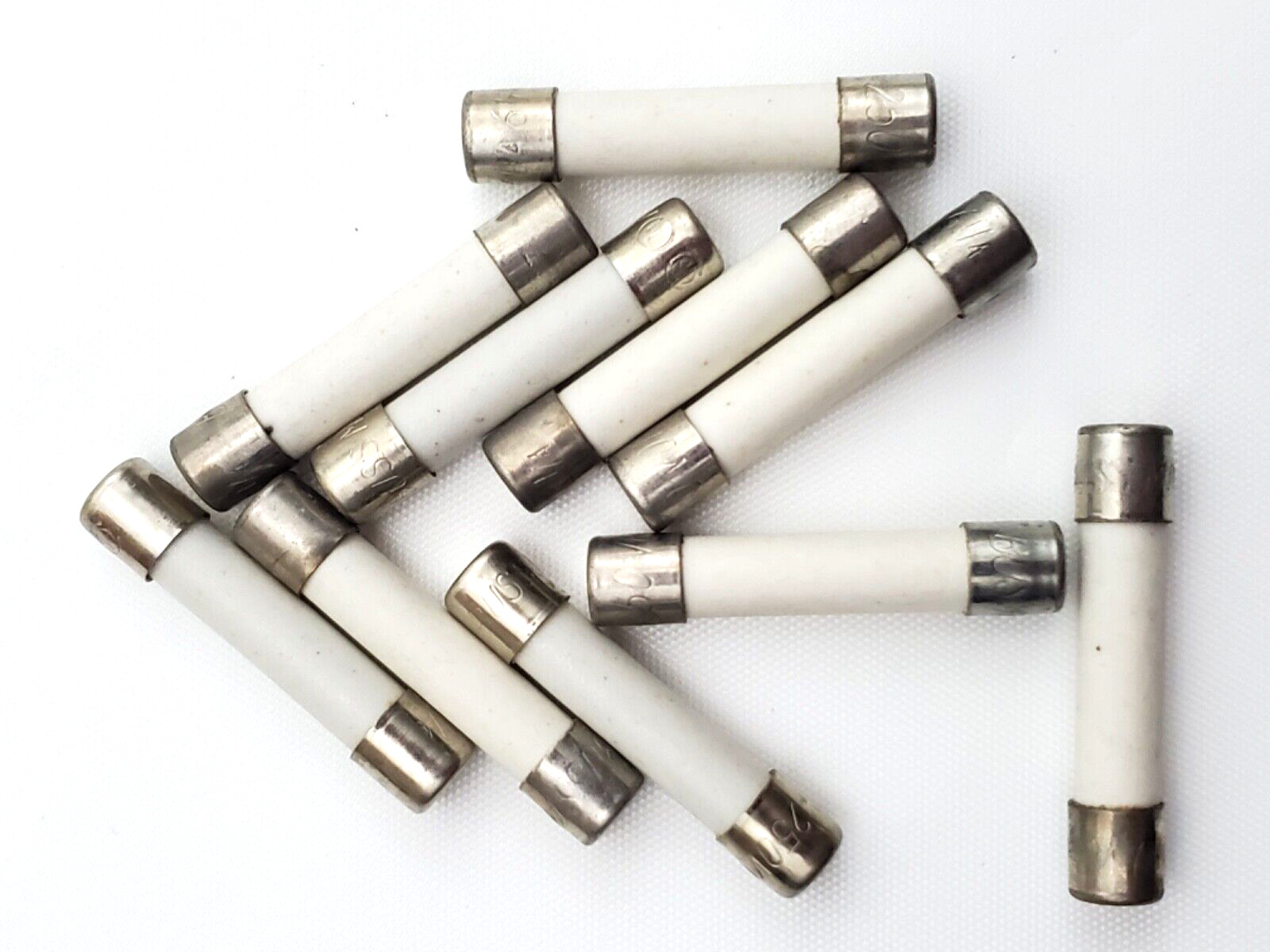 Box of 100 Bussmann MDA6-1/4 Fuses 6-1/4 Amp 250 Volt Slow Blow 1/4″ x 1-1/4″