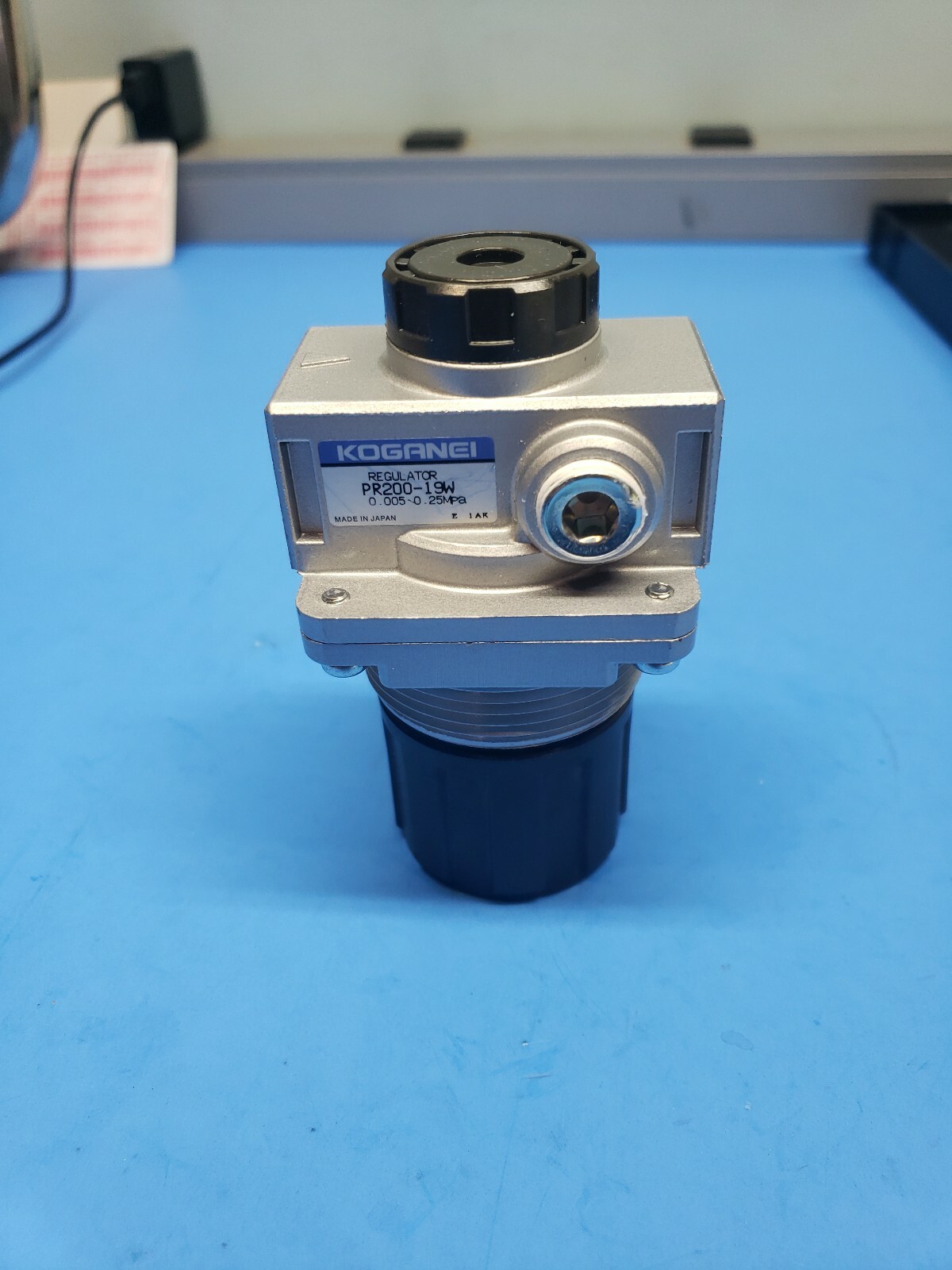 SIEMENS SYSMEX UF1000i ▪︎ KOGANEI PR200-19W PRESSURE REGULATOR 0.25MPA MAX