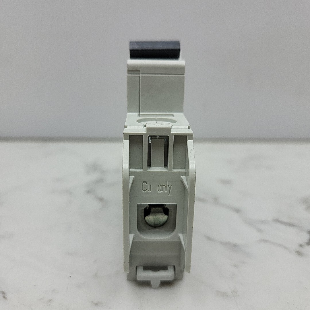3 Pack Schneider Electric 60120 2 Amp Circuit Breaker DIN Rail 120/240 Vac Used