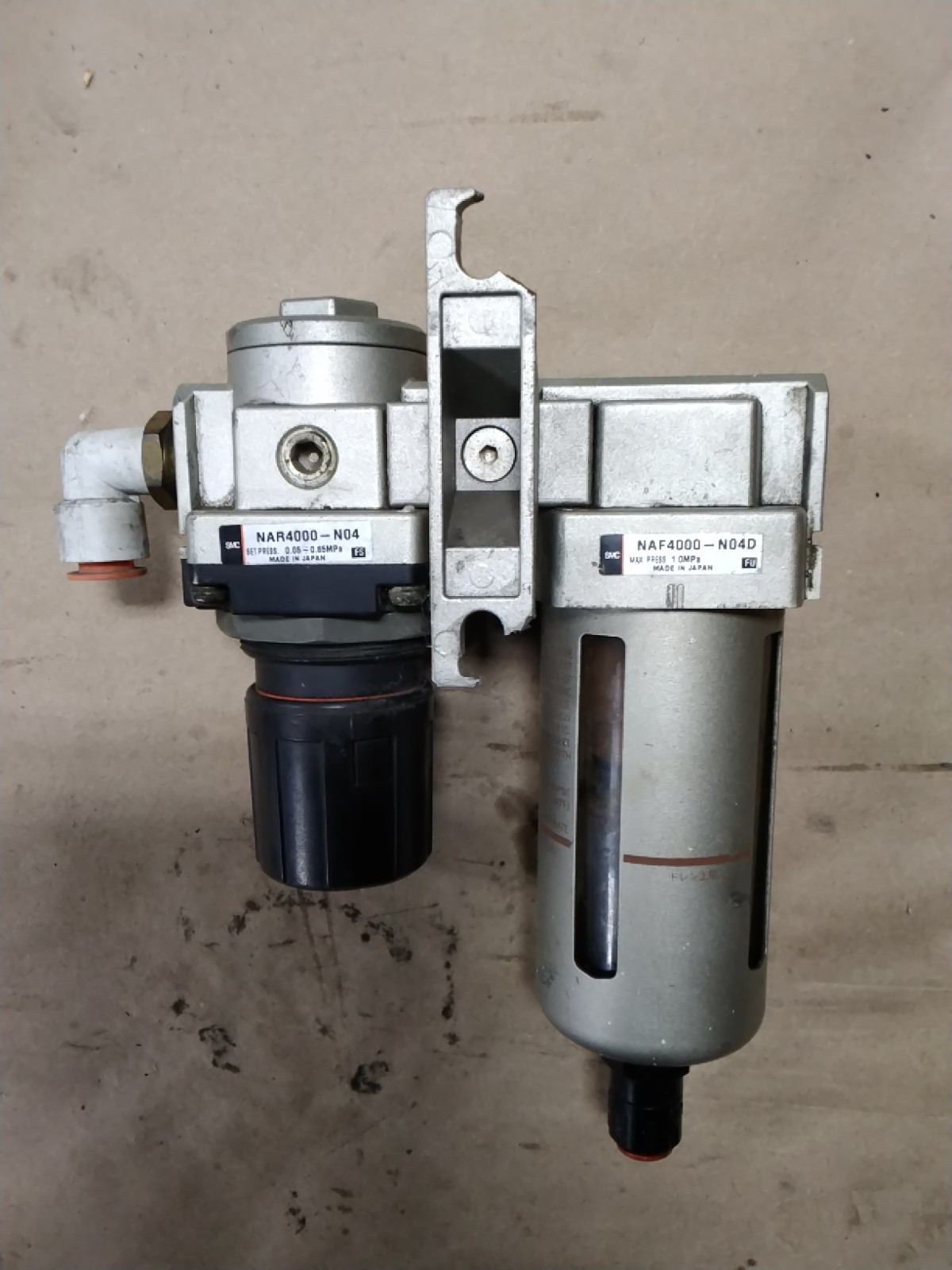 SMC NAR4000-N04 with NAF4000-N04D Filter Regulator