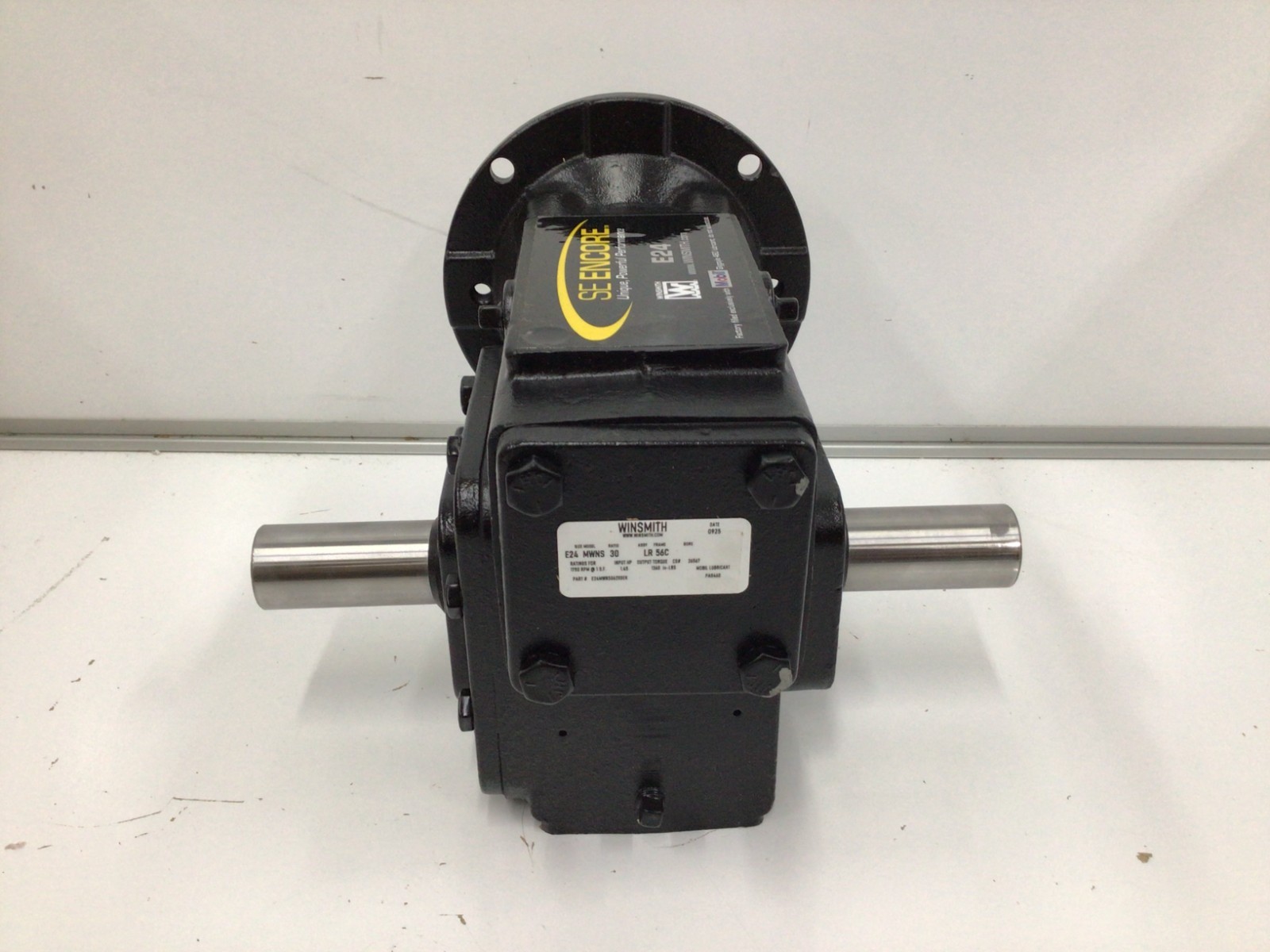 Winsmith E24mwns, 30:1, 56C Speed Reducer, C-Face, 56C, 30:1