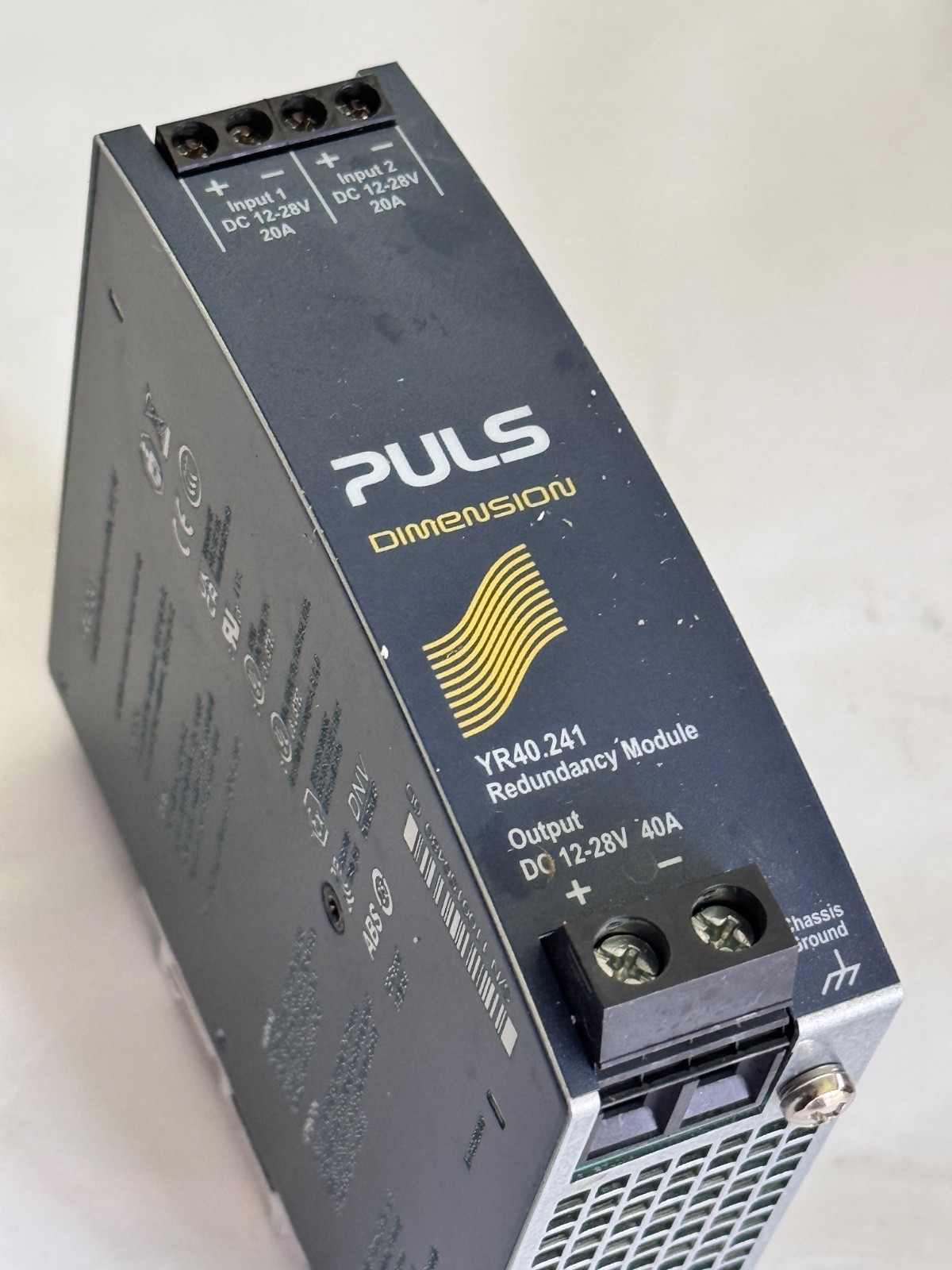 PULS DIMENSION YR40.241 REDUNDANCY MODULE –