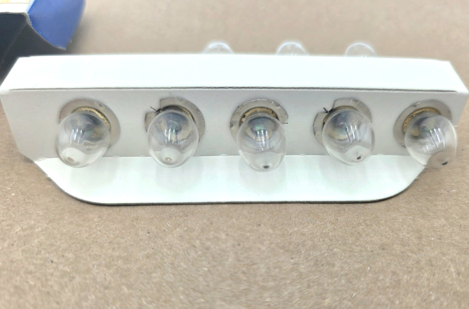 GE PR18 Miniature Lamps 8 Bulbs In Box 7.2V P13.5s Hong Kong NOS VTG