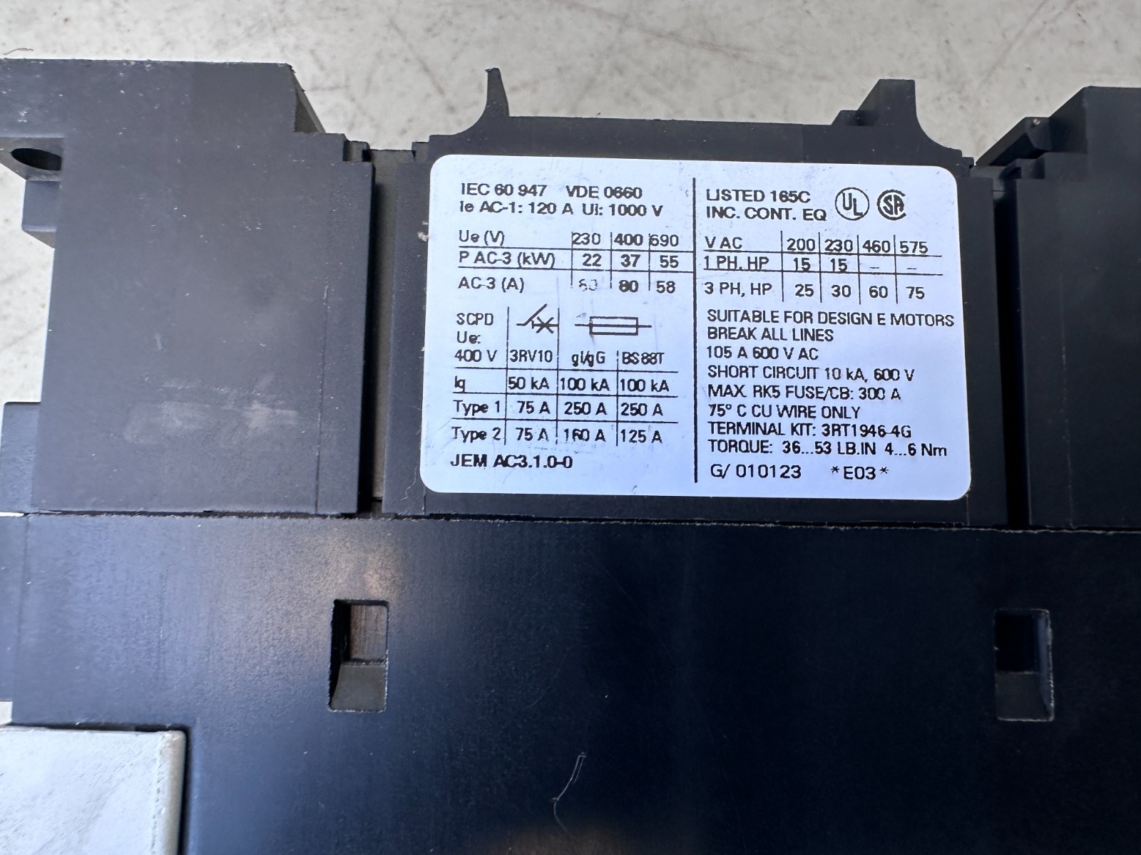 Siemens 3ZX1012-0RT04-1AA1, plus 3RH1921-1HA22 aux contactor