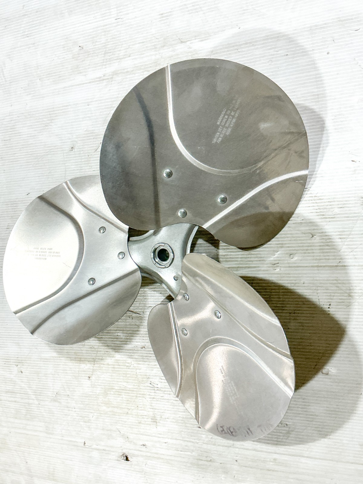 New Dayton 2C363 Fan Blade18” 1800RPM Max – No Box