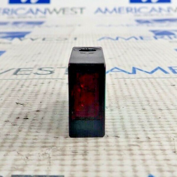 PEPPERL + FUCHS ML71-8-200/25/103/143 SENSOR WITH LED LIGHT SOURCE 10-30 VDC