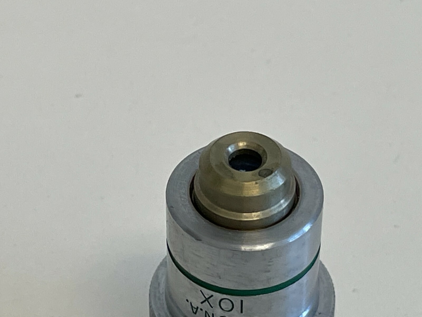 A6: Bausch & Lomb Microscope Flat Field Objective 10X 0.25 N.A 0.18 Cover Glass