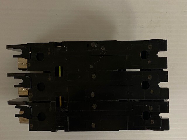HEINEMANN CIRCUIT BREAKER CF3-G3-U 70 AMPS 240 VOLTS 3 POLE