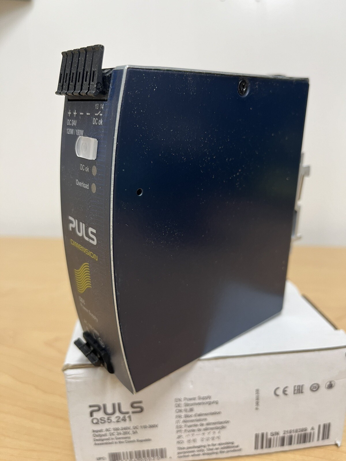 NEW! PULS QS5.241 Power Supply Input AC 100-240V DC 110-300V Output DC 24-28V 5A