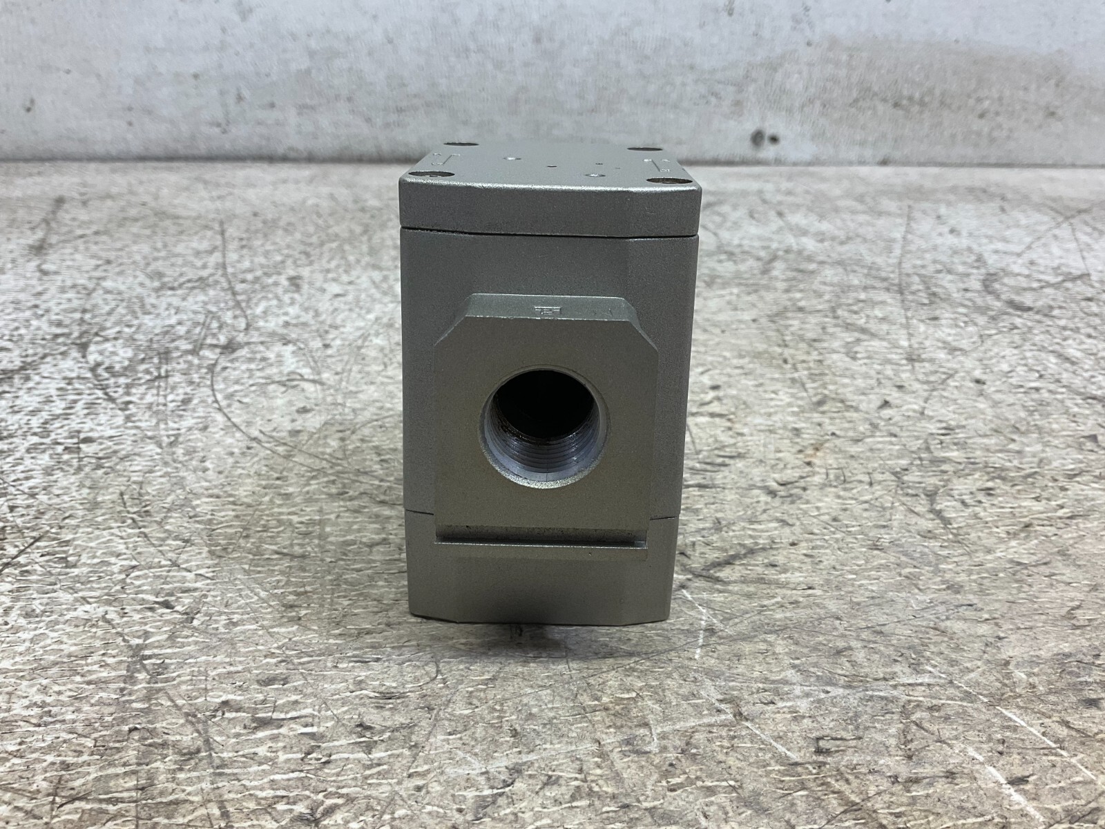 SMC NAV4000-N04-5DZ Soft Start Valve 24 VDC NAV4000N045DZ