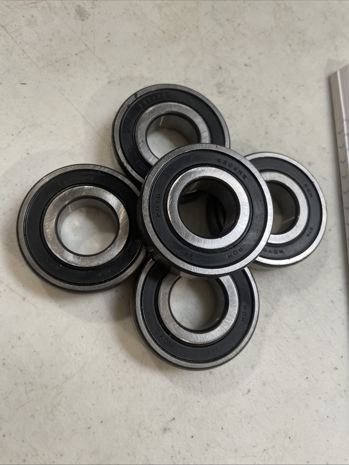 Koyo 6204-4RS Sealed Ball Bearing 20x47x14mm
