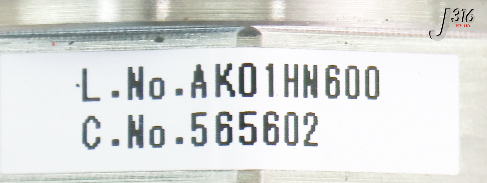 L3847 (LOT OF 100) FUJIKIN DIAPHRAGM VALVE, TYPE N.C., O.P. 0.5~0.6MPA 565602