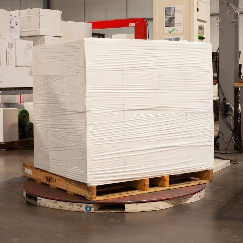 1 Roll Cast Machine Stretch Wrap, 20″ x 5000′ 63 Gauge Dark White Shrink Flim
